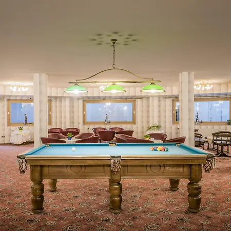 Eden Au מלון אכטרנך