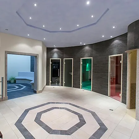 Eden Au אכטרנך