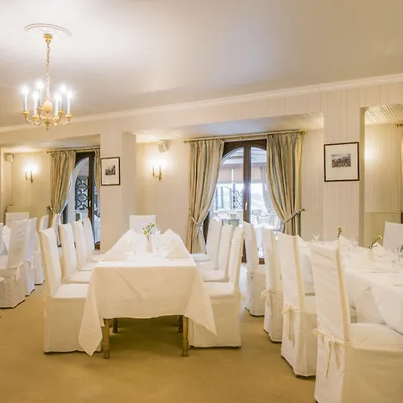 Hotell Eden Au 4*