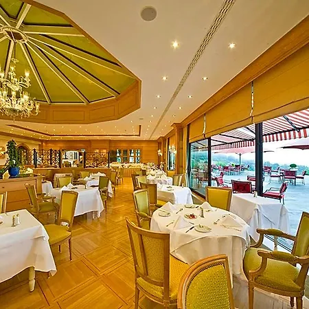 亚当奥拉克酒店 酒店 4*